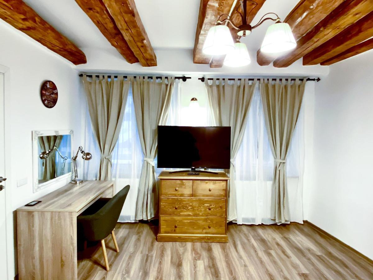 Cero Brasov Apartment ภายนอก รูปภาพ
