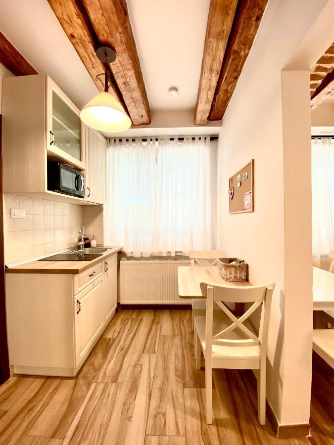 Cero Brasov Apartment ภายนอก รูปภาพ
